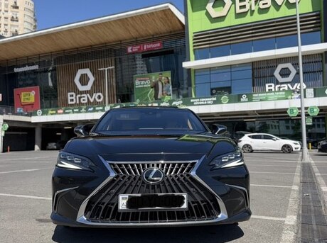 Lexus ES 250 2021
