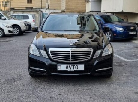 Mercedes E 220 2010