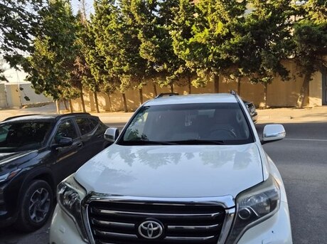 Toyota Land Cruiser Prado 2014