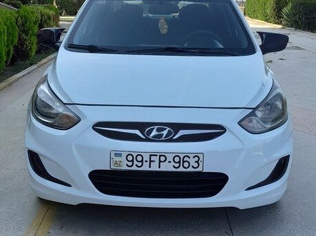 Hyundai Accent 2013