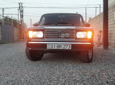 LADA (VAZ) 2107 2011