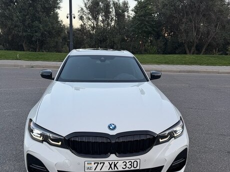 BMW 330e 2021