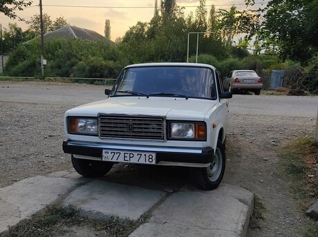 LADA (VAZ) 2107 2003