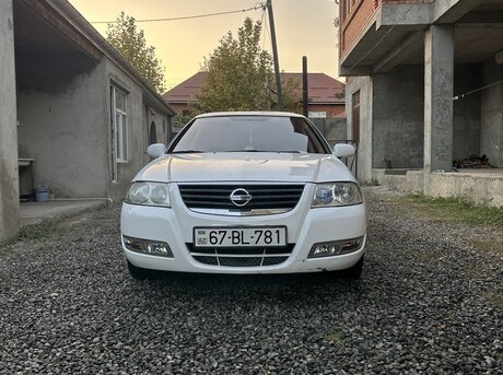 Nissan Sunny 2010