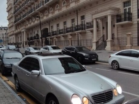 Mercedes E 270 1999