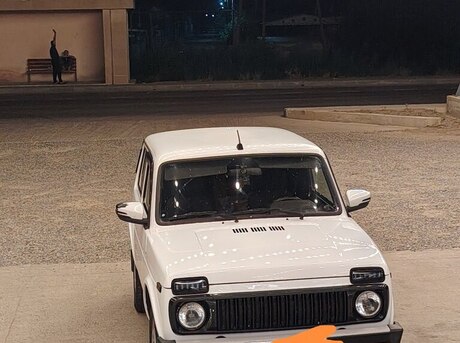 LADA (VAZ) Niva 2013