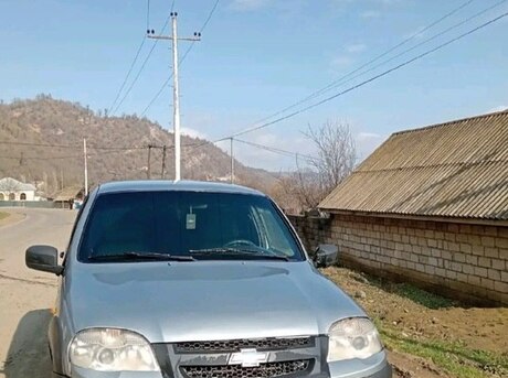 Chevrolet Niva 2013