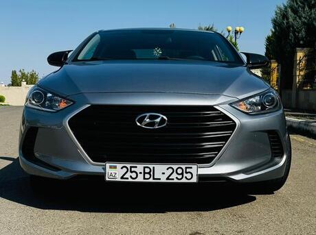 Hyundai Elantra 2016