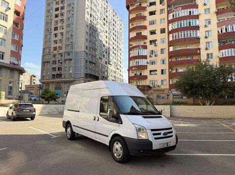 Ford Transit 2011