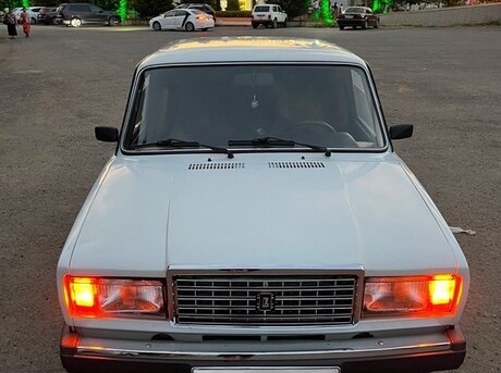 LADA (VAZ) 2107 2005