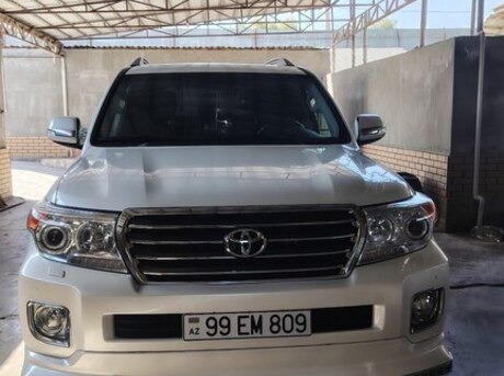 Toyota Land Cruiser 2013