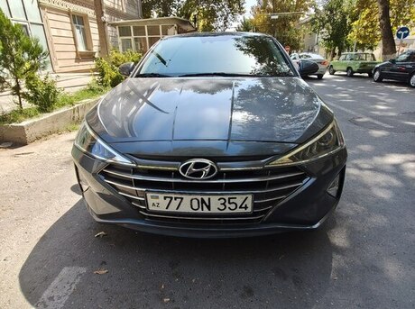 Hyundai Elantra 2020