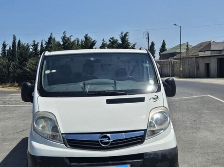 Opel Vivaro 2012