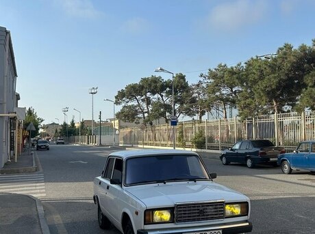 LADA (VAZ) 2107 2003