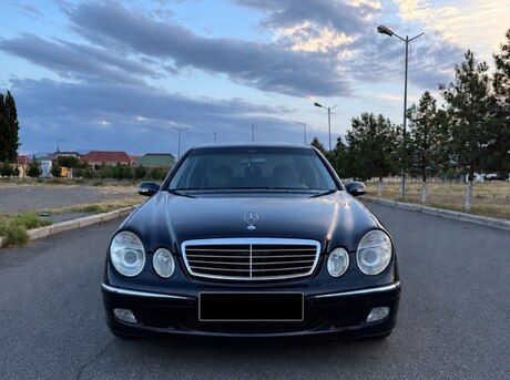 Mercedes E 270 2004