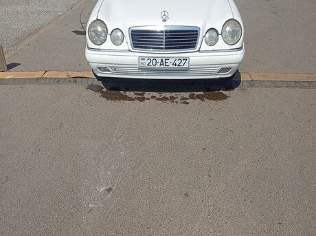 Mercedes E 220 1996