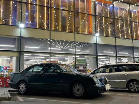 Mercedes E 320 2000