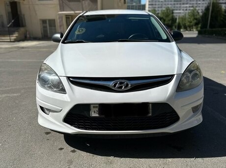 Hyundai i30 2011