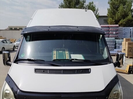 Ford Transit 2011
