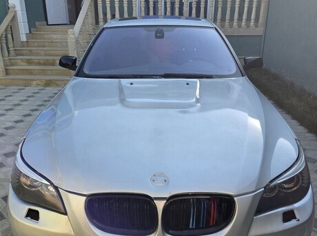 BMW 525 2004