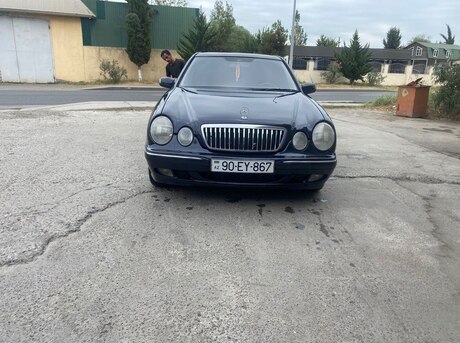 Mercedes E 270 2000