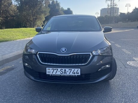 Skoda Rapid 2021