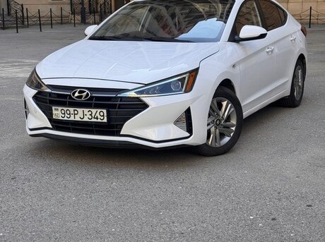 Hyundai Elantra 2020