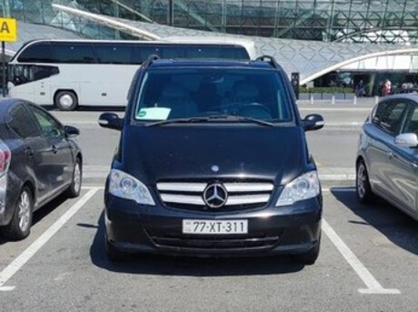 Mercedes Viano 2009