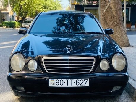 Mercedes E 220 2002