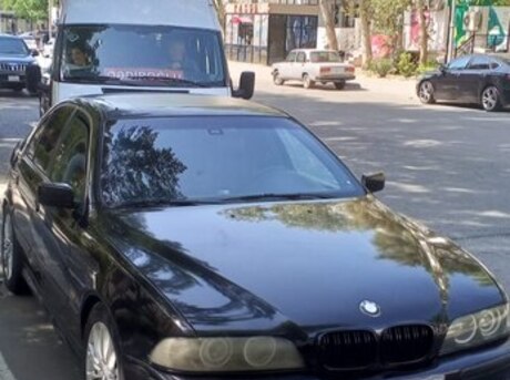BMW 523 1998