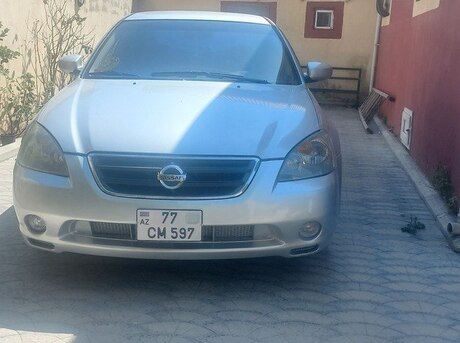 Nissan Altima 2004