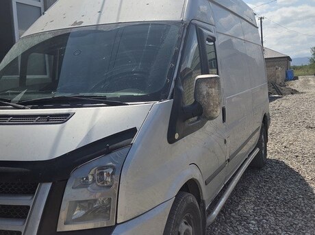 Ford Transit 2010