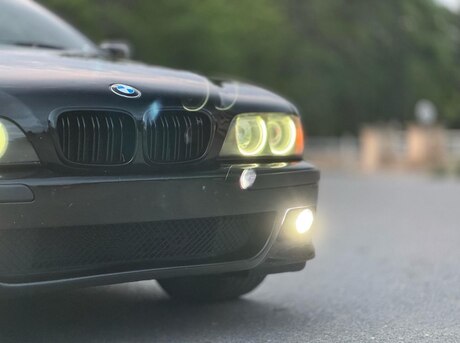BMW 523 1998