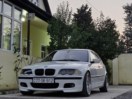 BMW 320 2000