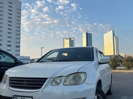 Mitsubishi Airtrek 2003