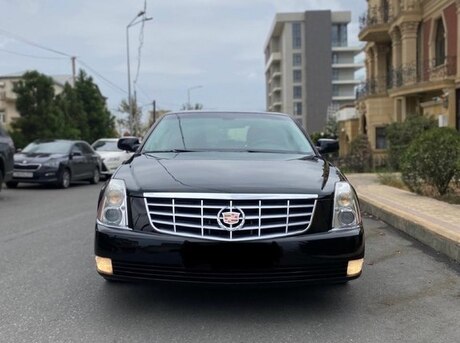 Cadillac  2010