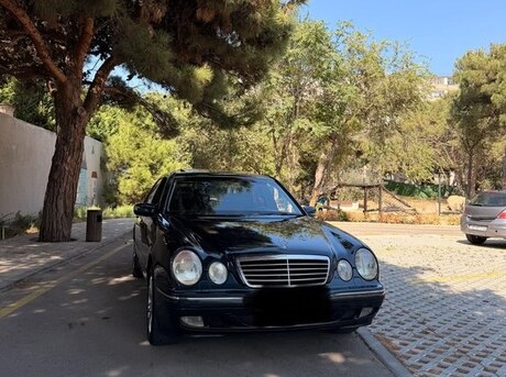 Mercedes E 320 2000