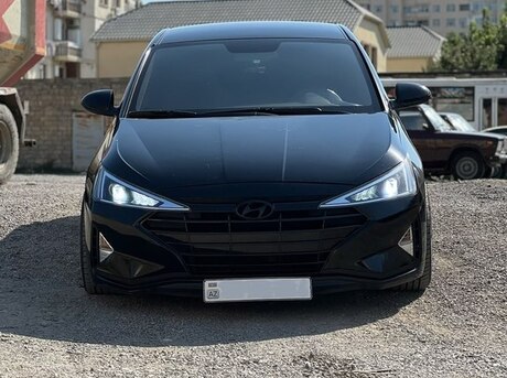Hyundai Elantra 2020