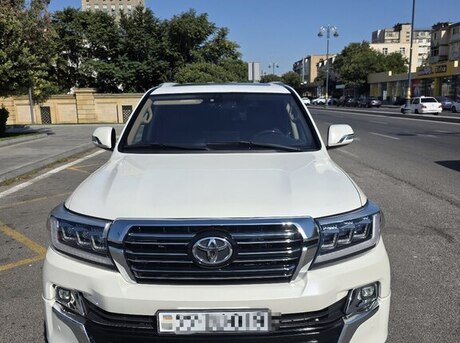 Toyota Land Cruiser 2010