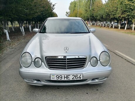 Mercedes E 220 1999