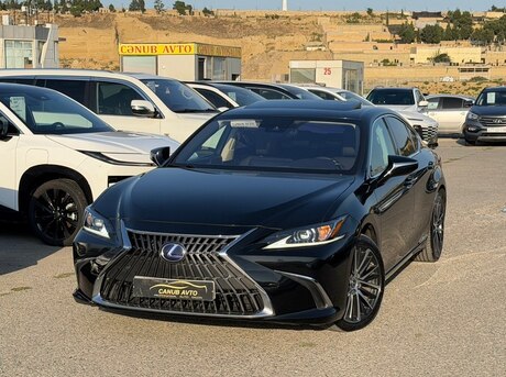 Lexus ES 300h 2022