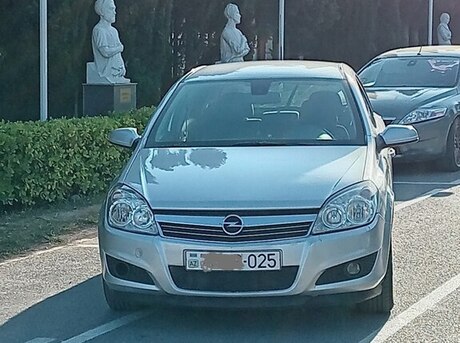 Opel Astra 2007