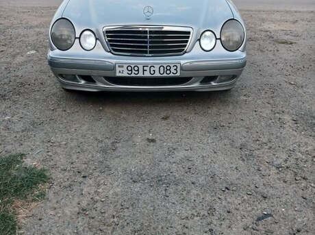 Mercedes E 270 2001