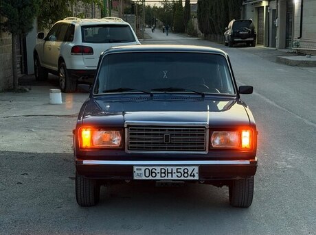 LADA (VAZ) 2107 2005