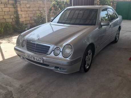 Mercedes E 240 2001