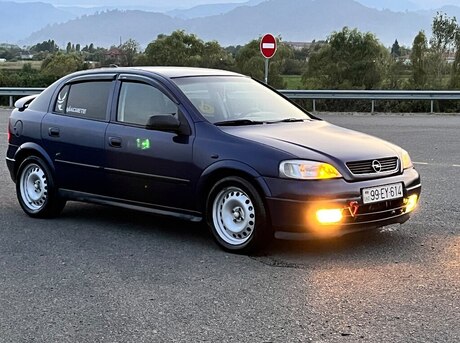 Opel Astra 1998