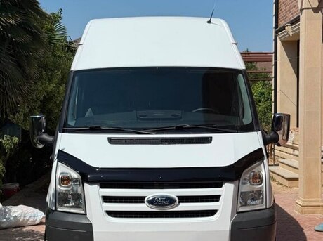 Ford Transit 2011