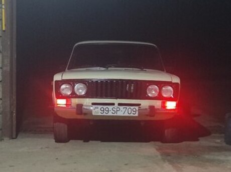 LADA (VAZ) 2106 1990