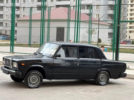 LADA (VAZ) 2107 2010