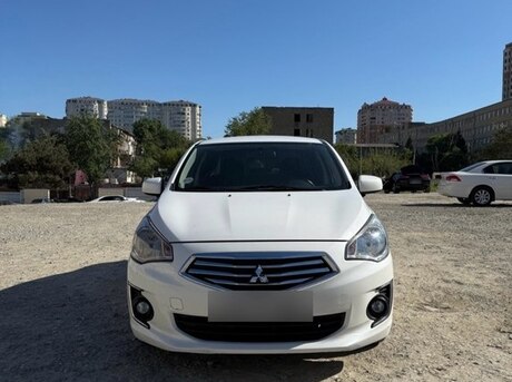 Mitsubishi Attrage 2014